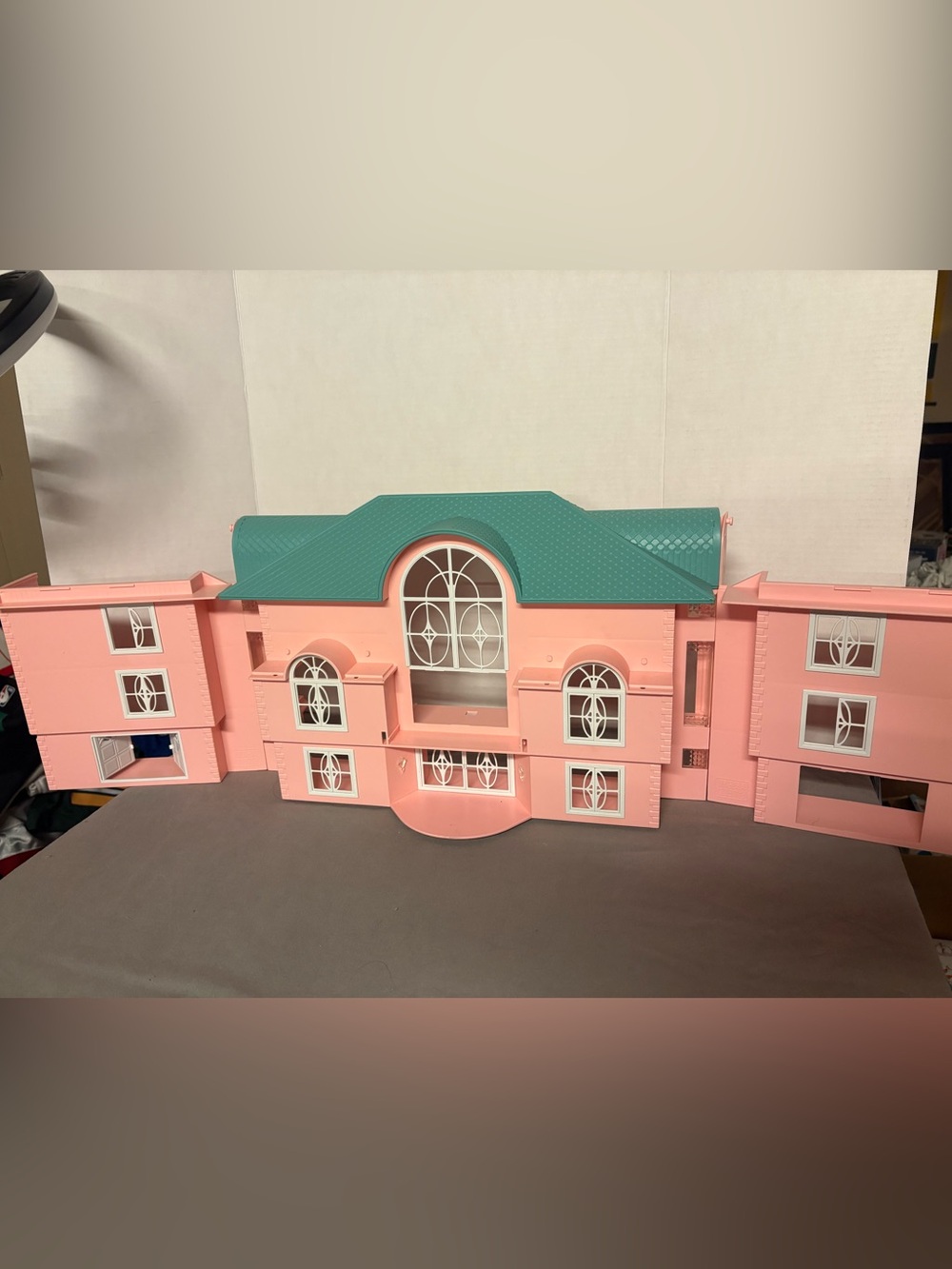 Vintage Mega Blocks Fantasy Dollhouse plus pieces Lego